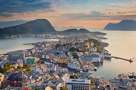 20 Jul 27 - Alesund