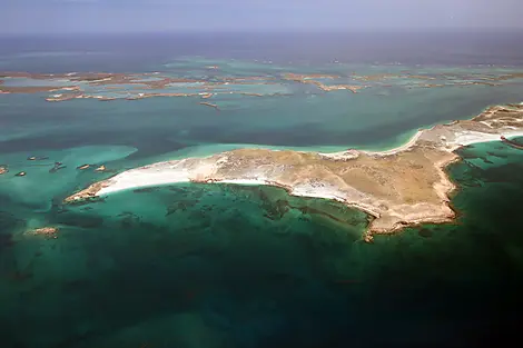 1 Aug 27 - Montebello Islands
