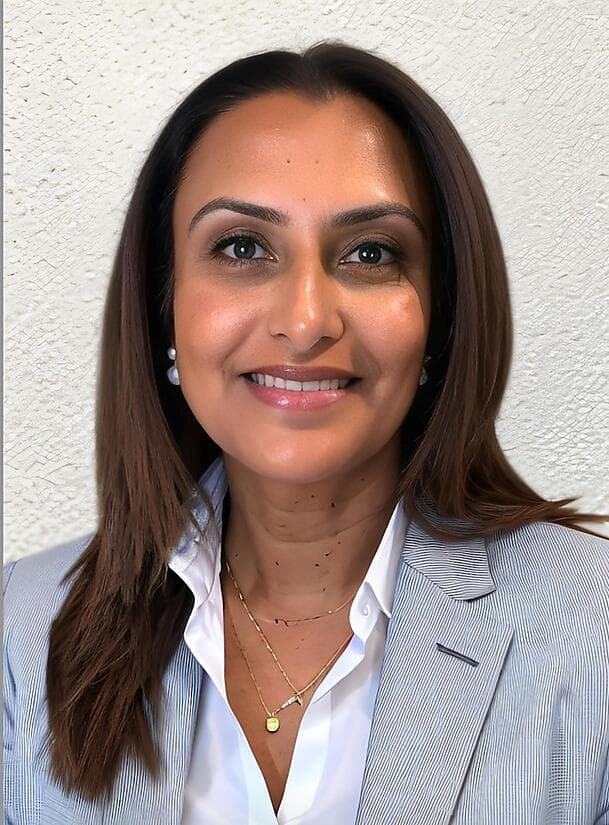 Bathala, Neeti headshot.jpg