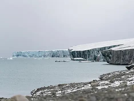 3 Sept 27 - Queen Harbour, Nunavut