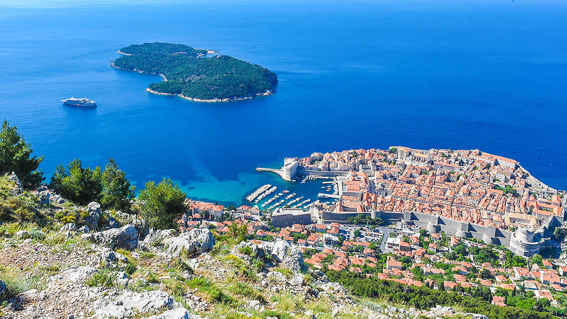 6th Opera Festival at Sea, with Benjamin Bernheim 6th Opera Festival at Sea, with Benjamin Bernheim